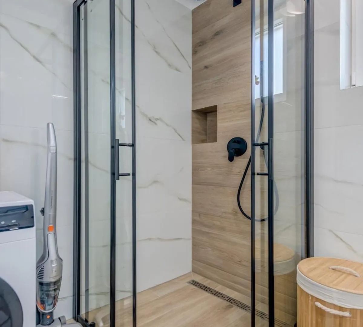 Luxury Apartment With Jacuzzi In トロギール
